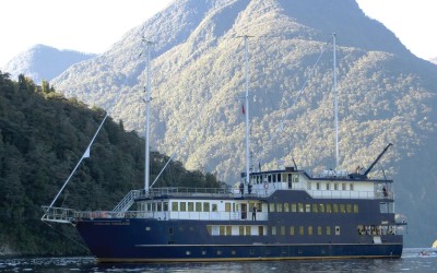 One World Trips - Eco Cruise | Doubtful Sound, New Zealand