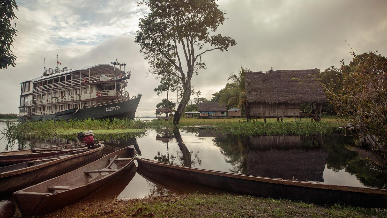 One World Trips - Marine - Amazon