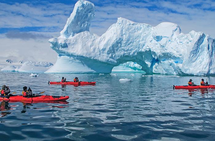 One World Trips - Marine - Expedition Cruises - Antarctica - Kayak excursions